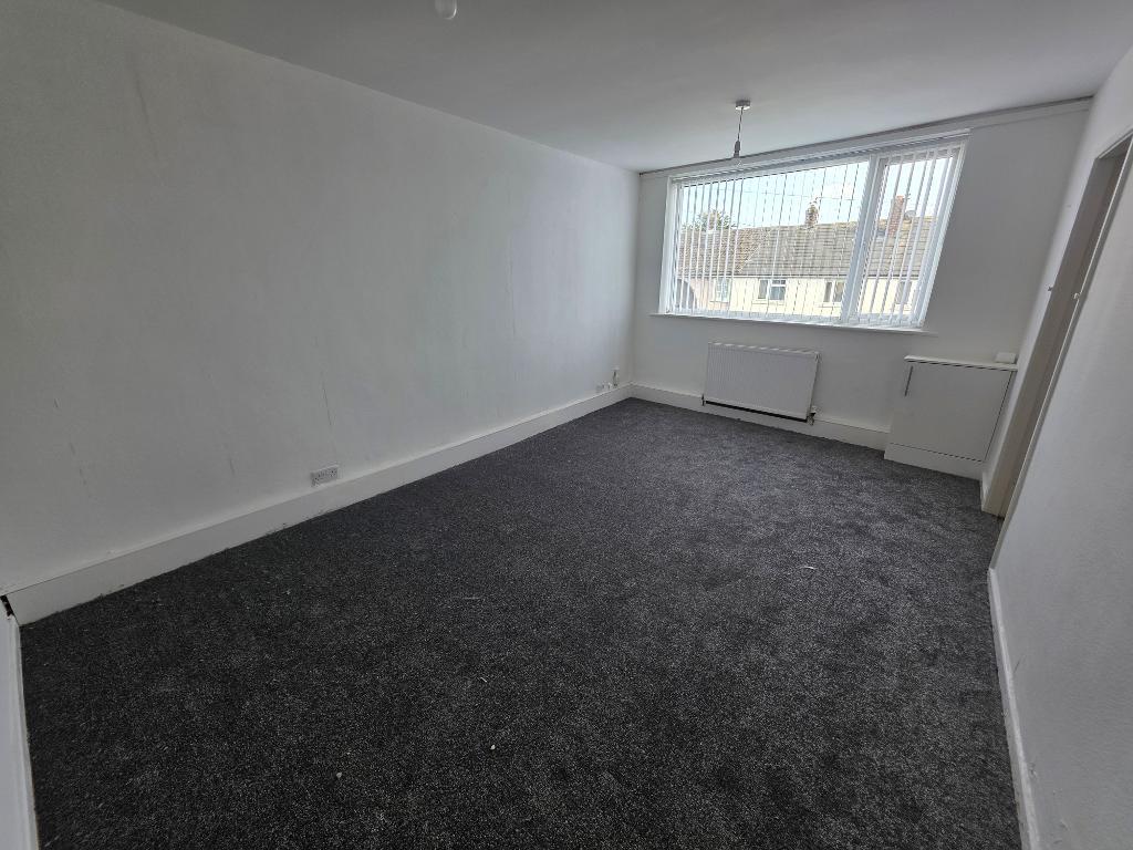 Randall Drive, Bootle, Liverpool, L30 2PB